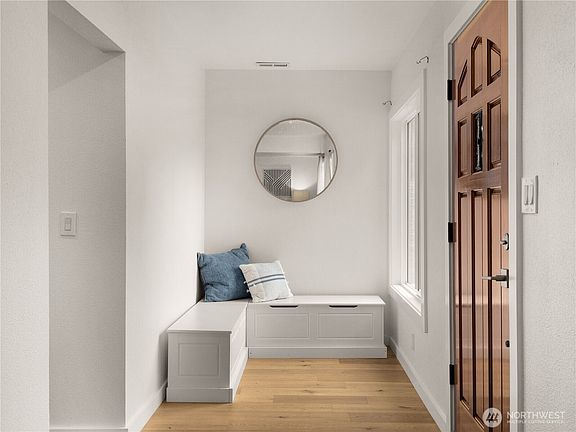 4th image of 4832 S Graham Street