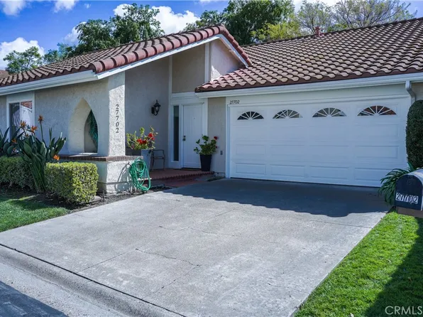 27702 Calle Valdes, Mission Viejo, CA 92692