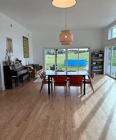 250 Upper Meadows Ln — Photo 2