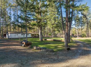 470 Volkmer Way, Williams, OR 97544