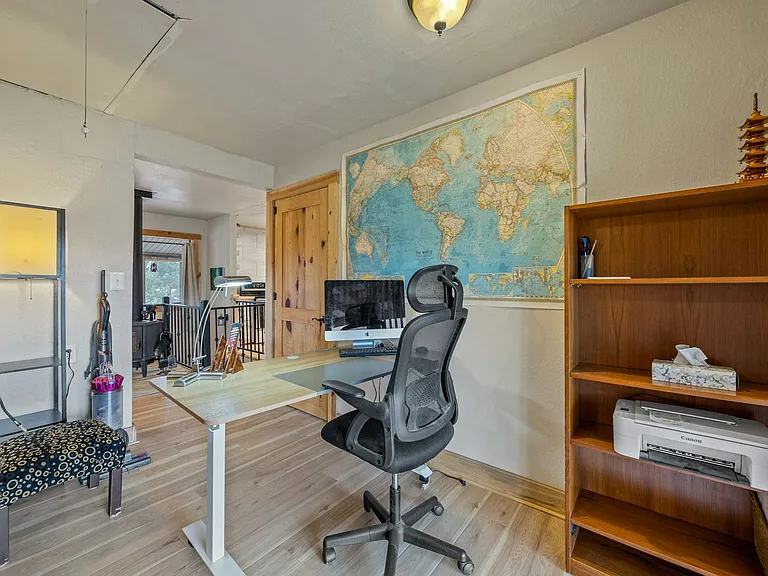 5066 Iris St — Photo 10