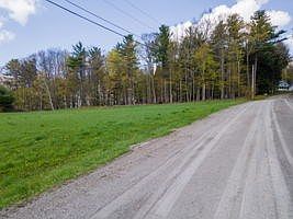 2nd image of 105 Hilts Dr