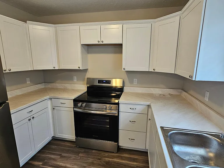 531 & 533 Dove Dr — Photo 11
