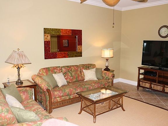 5th image of 10341 Glastonbury Cir APT 101