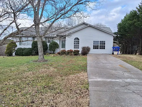 916 Chris Rd Photo 1