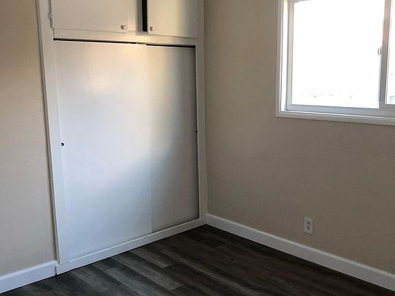 2nd image of 14710 Inglewood Ave