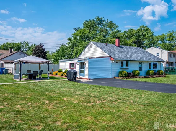 37 Kate Ter, Piscataway, NJ 08854