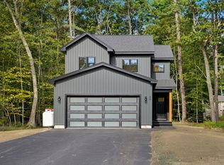 34 Woodland Rd, Windham, ME 04062