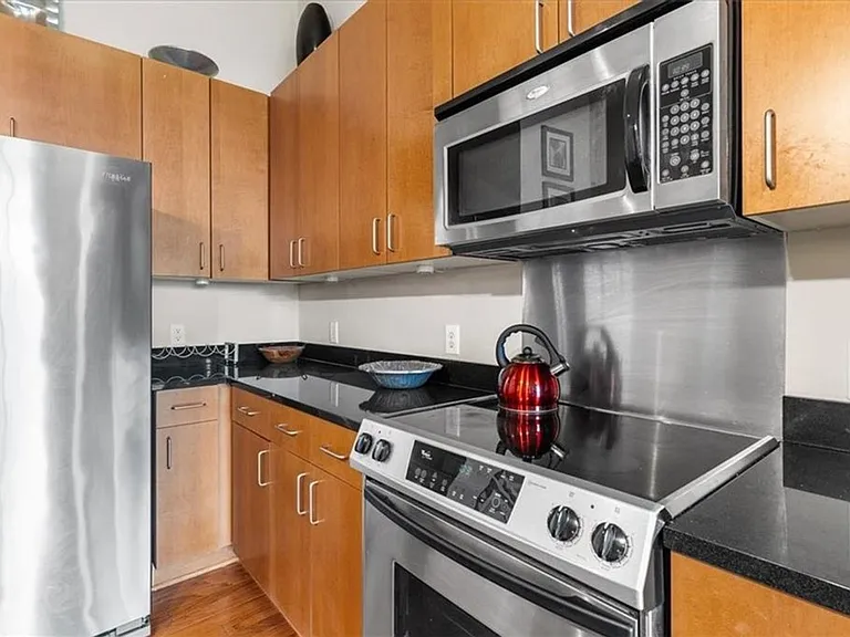 711 Cosmopolitan Dr #435 — Photo 19