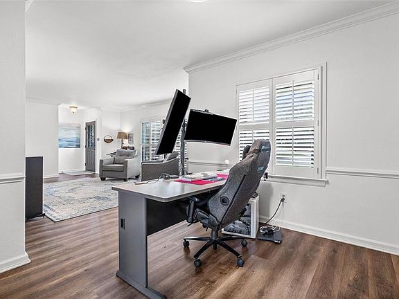 5th image of 2768 Brookwood Dr