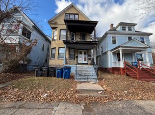 380-382 Norton St #C, New Haven, CT 06511