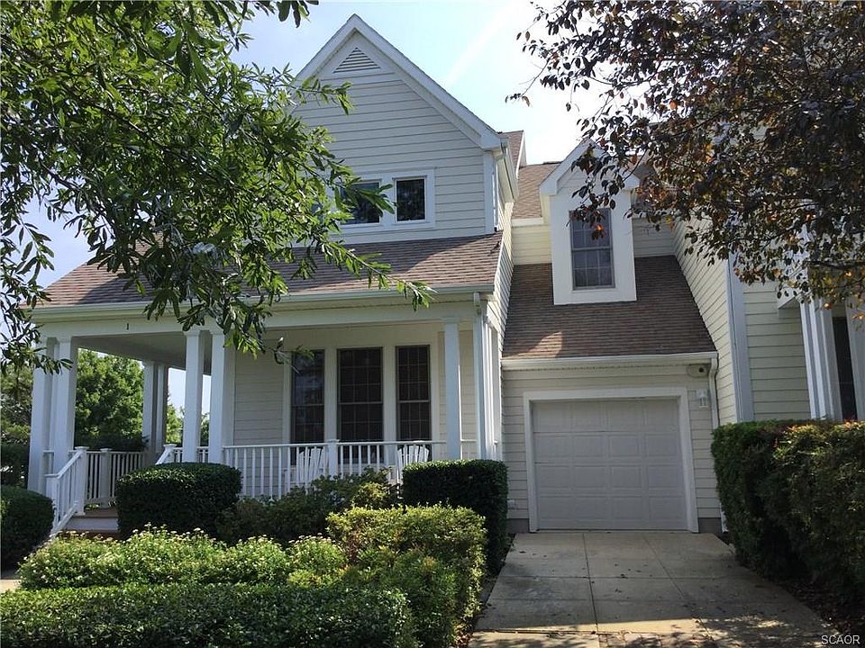 1st image of 1 Willow Oak Ave