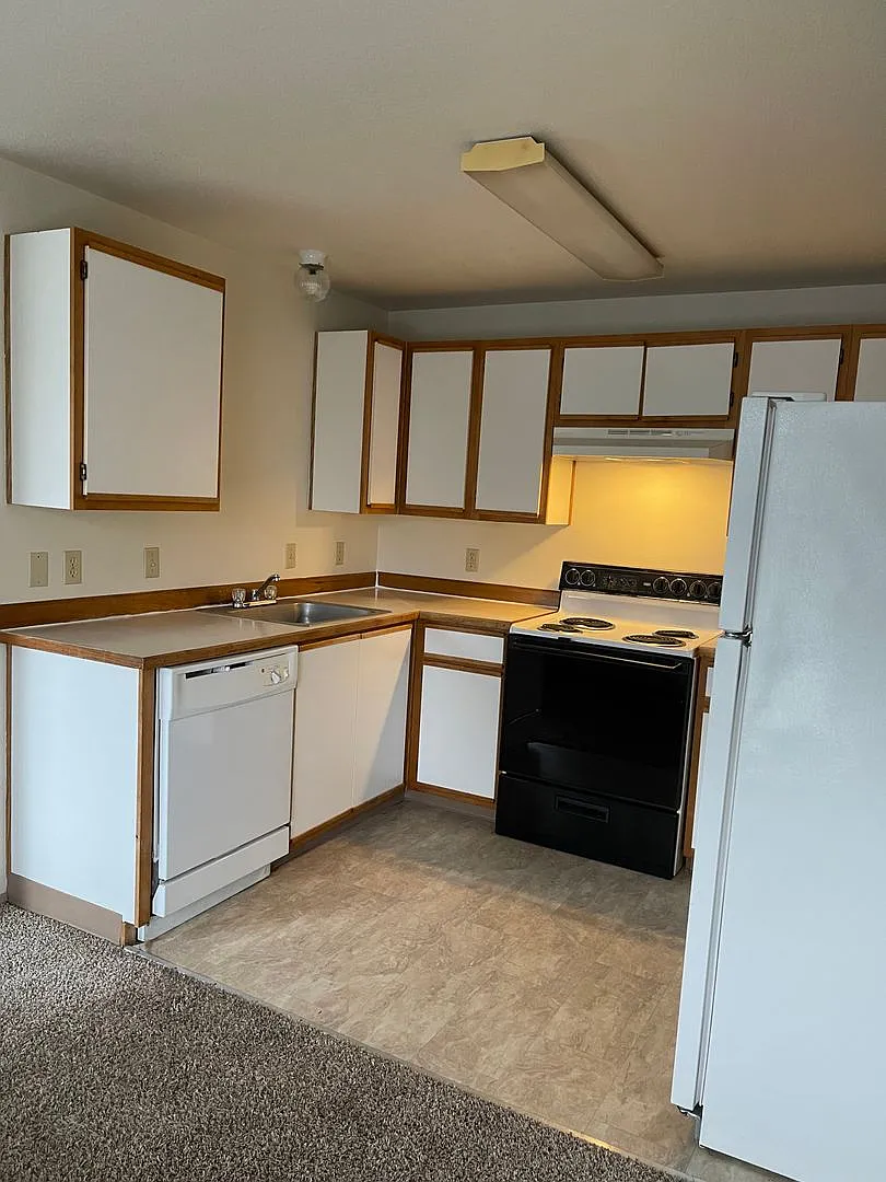 Building Photo - 8950 SE 79th Pl