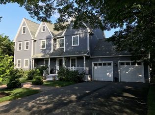 19 Sunset Rd, Winchester, MA 01890