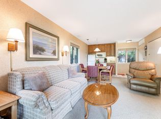 5607 Creeks Xing #5607, Williamsburg, MI 49690