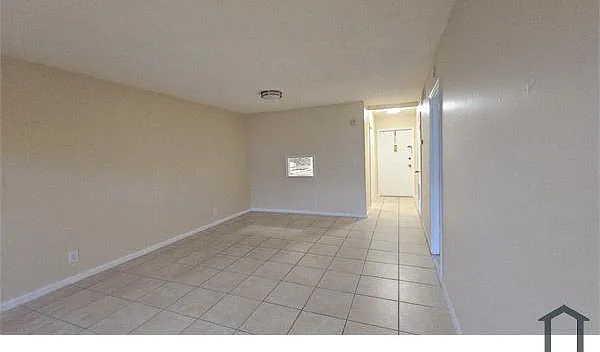 4200 NW 3rd Ct #122 — Photo 5