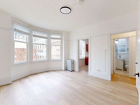 2nd image of 156 Franklin St #406