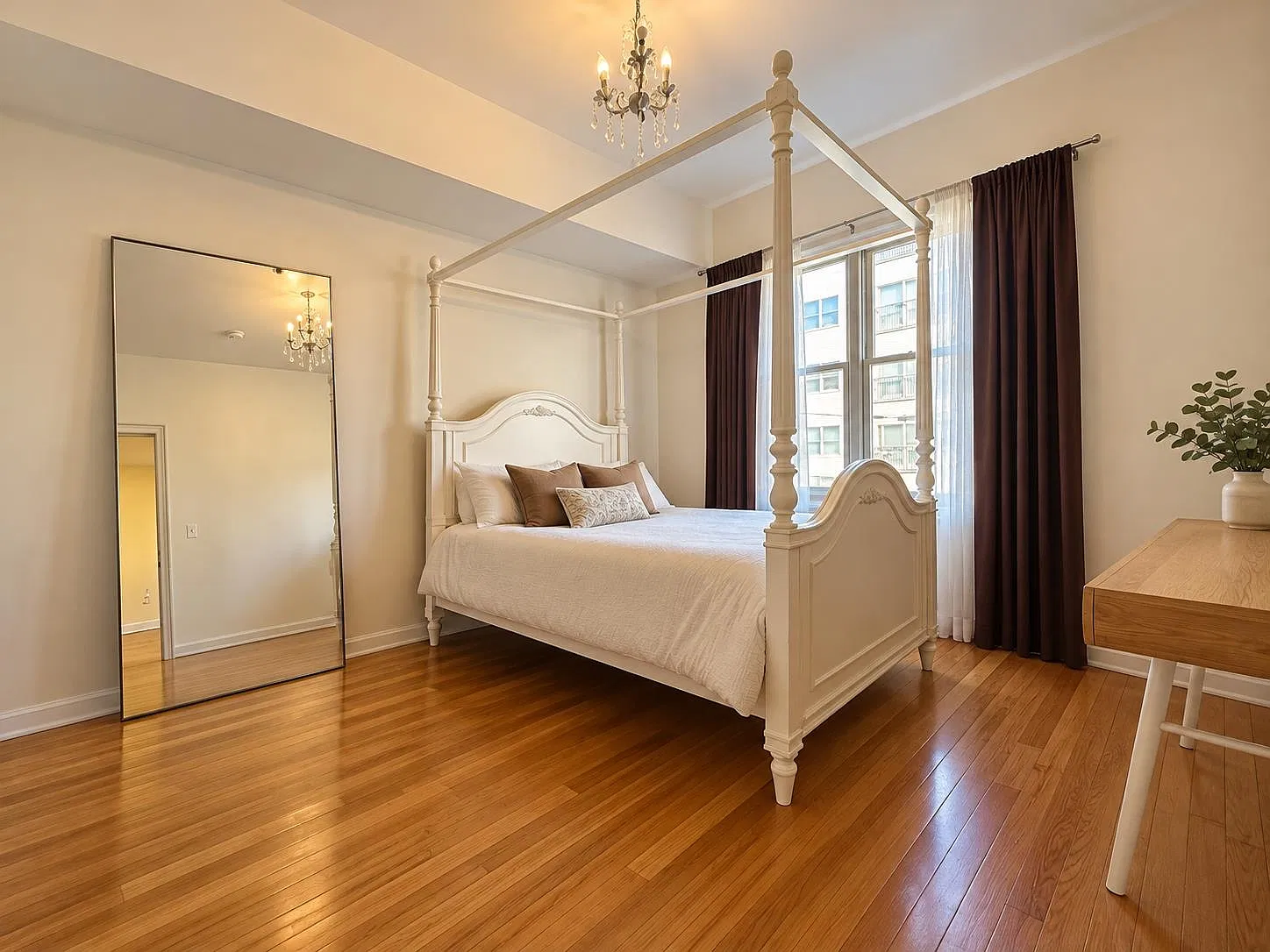 2 bed, 2.0 bath, 1159 sqft, $4,500 — Photo 4