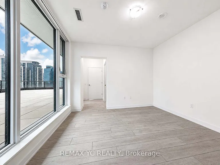 5858 Yonge St #1022 — Photo 31