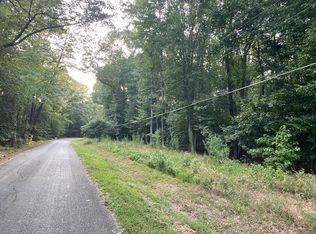 27-35 Berkeley Forest Rd, Weems, VA 22576