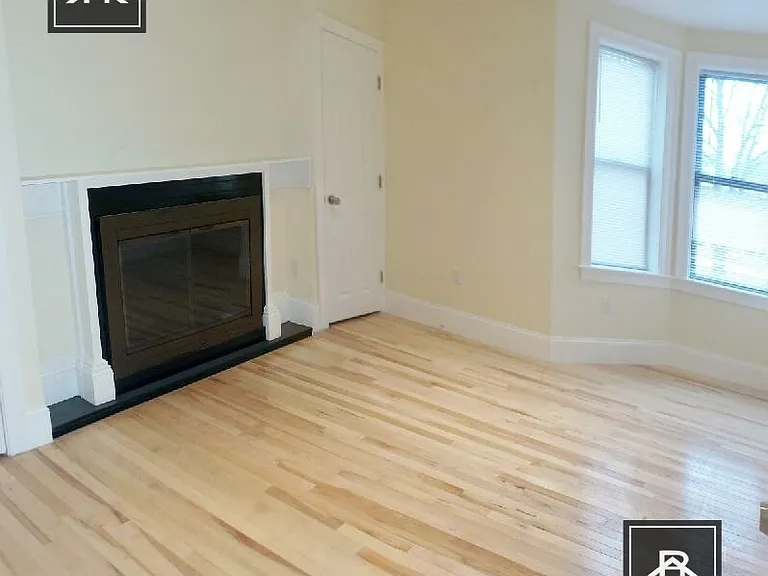 1203 Beacon St #2 — Photo 17