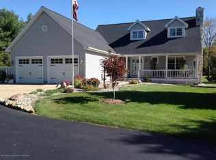 302 N Wheaton Rd, Charlotte, MI 48813