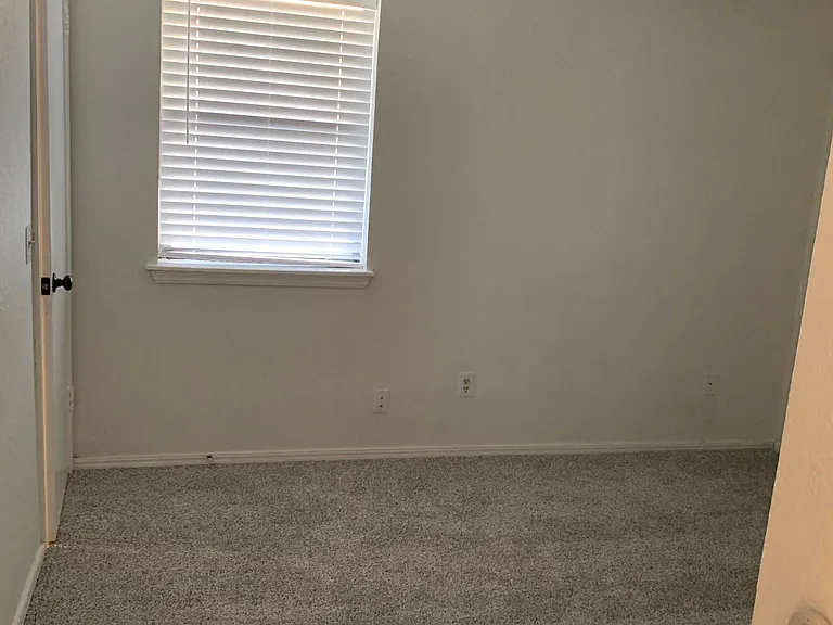 1332 High Meadows Dr — Photo 7
