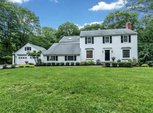 126 Peaceable Ridge Rd, Ridgefield, CT 06877