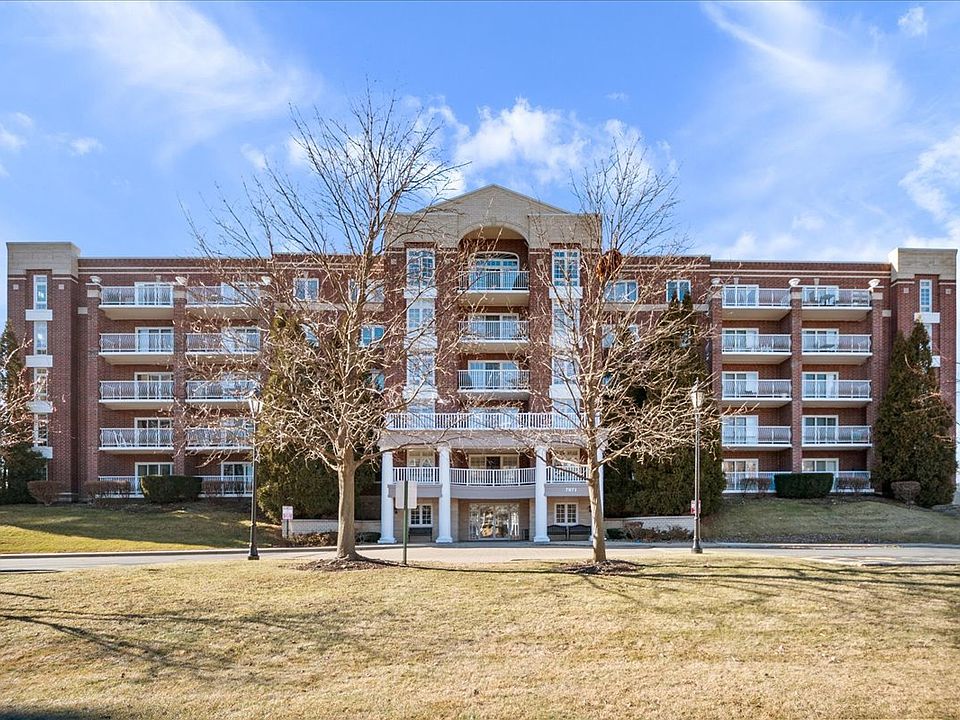 1st image of 7071 W Touhy Ave APT 403
