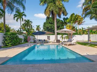 1527 Mayo St, Hollywood, FL 33020