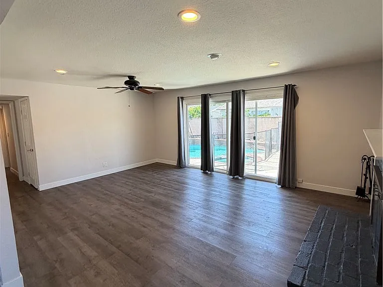 7071 Santa Paula Cir — Photo 8