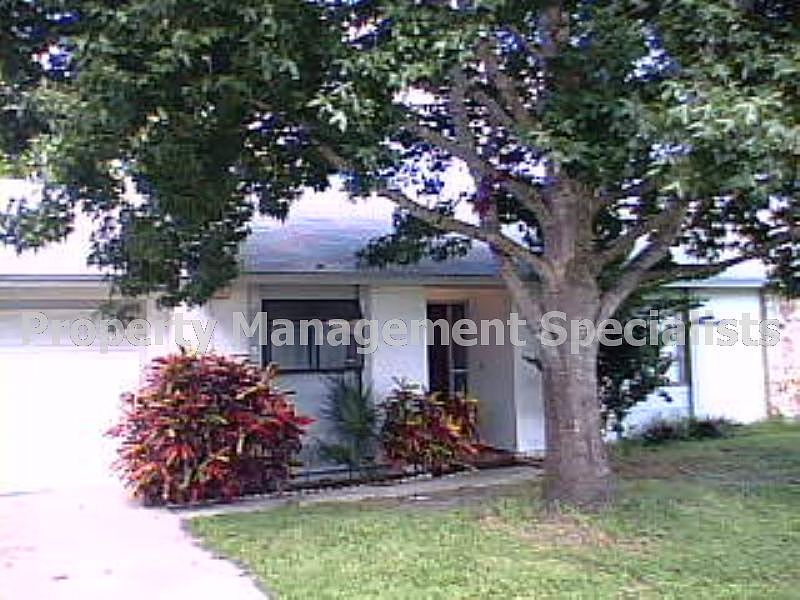 1st image of 2000 Deborah Dr