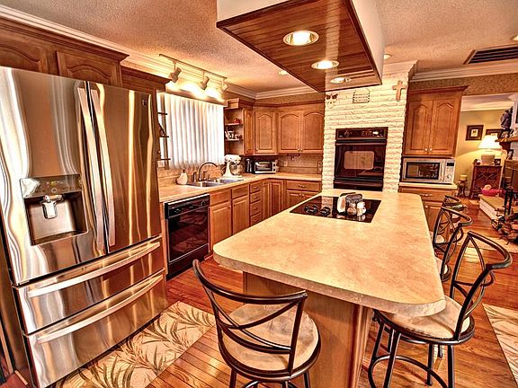 3rd image of 208 Keene Village Dr
