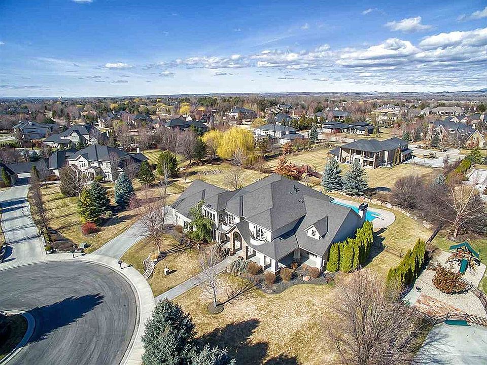 2234 W Bolton 