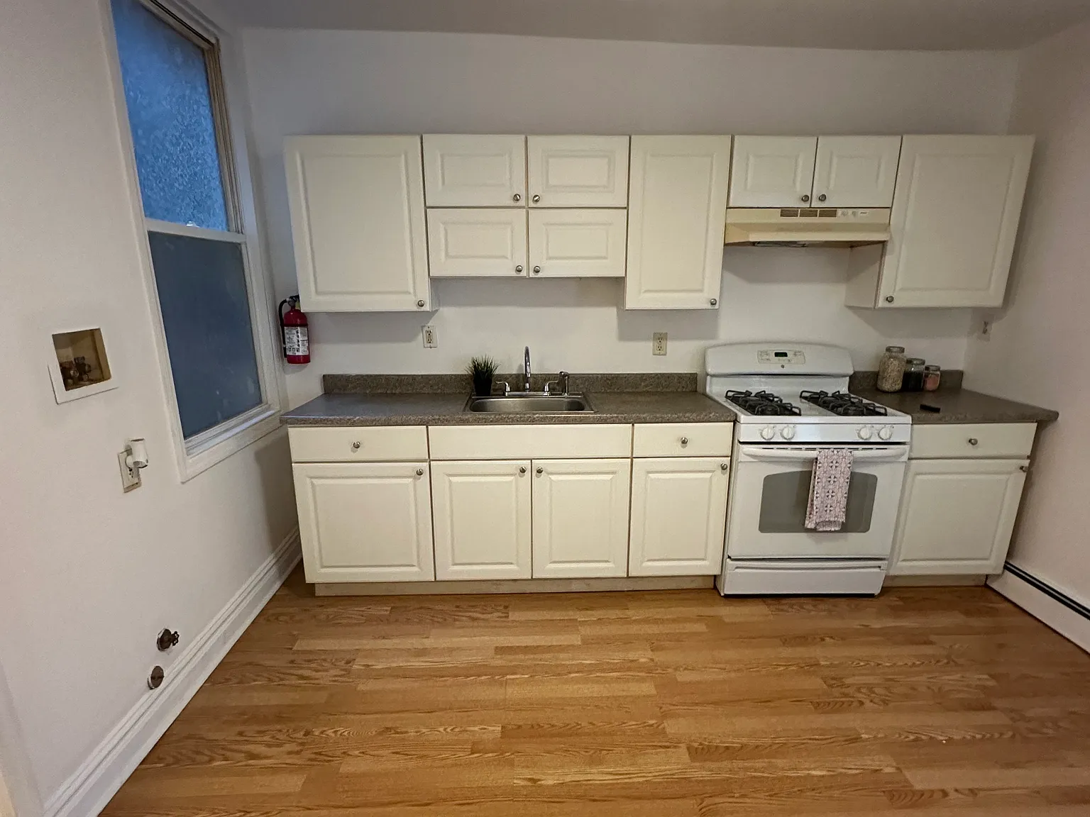 2 bed, $2,000 — Photo 1