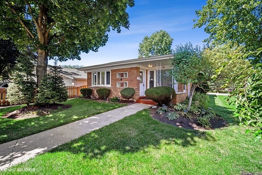 160 Highland Ave, Wheeling, IL 60090 Zillow