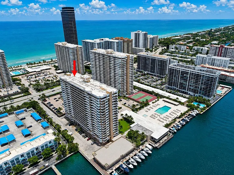 1965 S Ocean Dr #14F — Photo 36