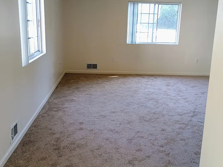 8936 Sheridan Rd #19 — Photo 48