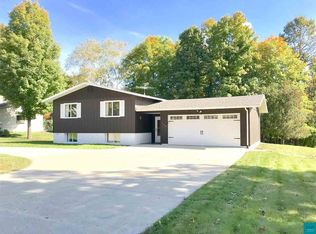 1504 Morningside Ave, Duluth, MN 55803