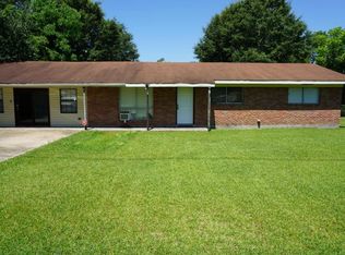 22 Rawls Dr, Hattiesburg, MS 39402