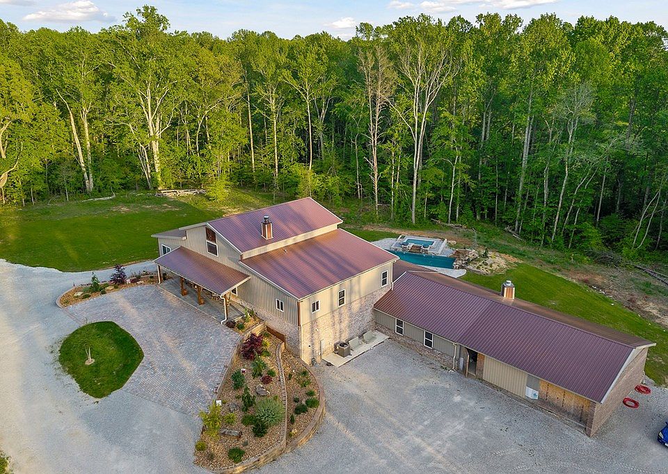 7th image of this home