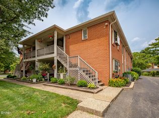 414 Rosewood Ct, Blue Ridge Manor, KY 40223