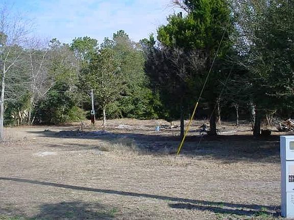 Near Public boating access