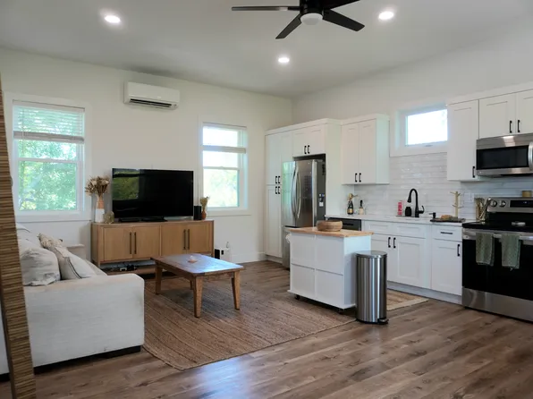 6526 1/2 1st Ave S, Saint Petersburg, FL 33707