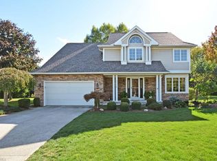 3316 Whispering Point, Avon, OH 44011