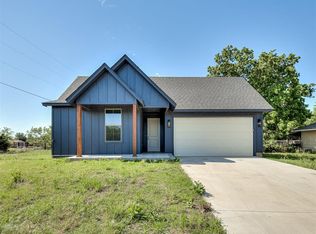 1925 E Springer Ave, Guthrie, OK 73044