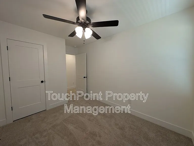 1415 Arden Ave — Photo 21