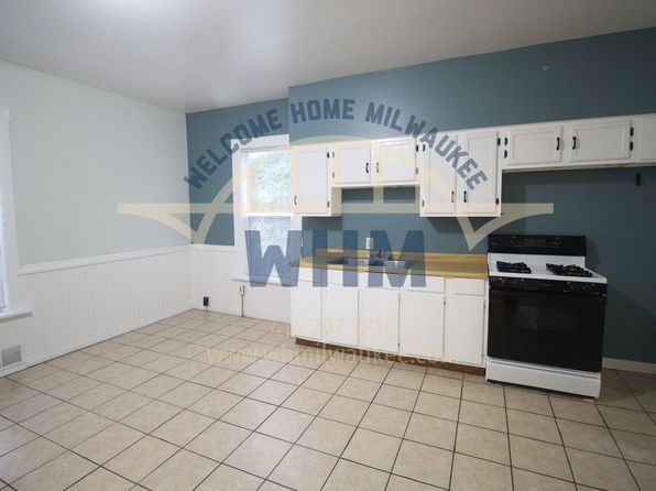 1140 N 50th Pl