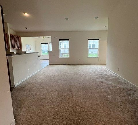 4th image of 13125 Berry Blvd