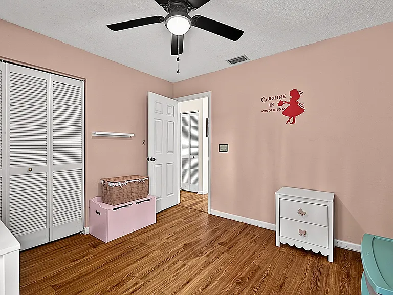 4 Zanzibar Balsan Ct — Photo 12